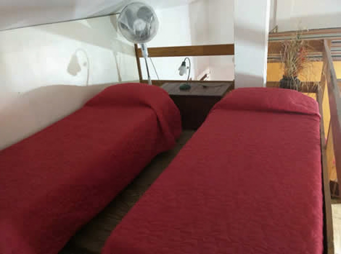 Departamento con cochera y parrilla a 100 metros del mar en Las Toninas miniatura 7