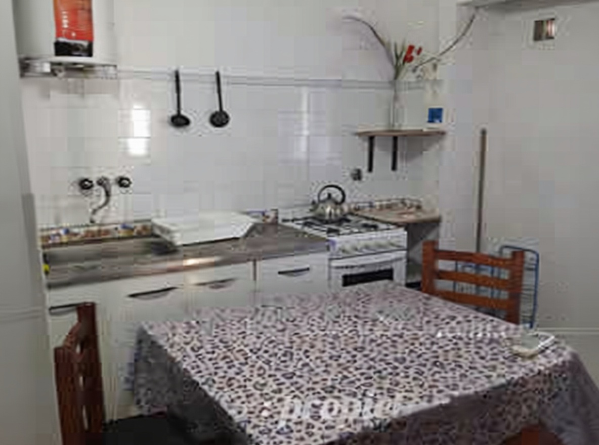 Departamento con WiFi a 200 metros del mar en Mar del Tuyú miniatura 3