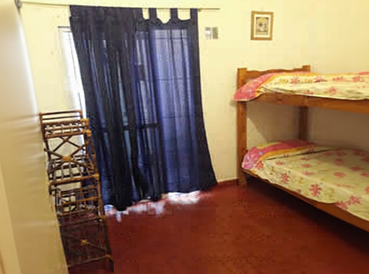 Departamento con WiFi a 200 metros del mar en Mar del Tuyú miniatura 6