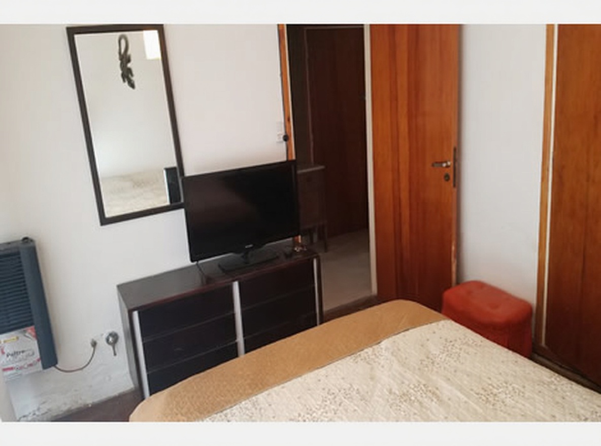 Departamento cómodo a 1 cuadra de Playa Varese miniatura 8