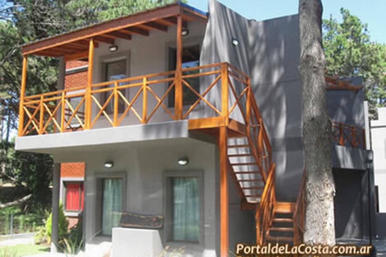 Departamento con pileta y parrilla en Costa del Este