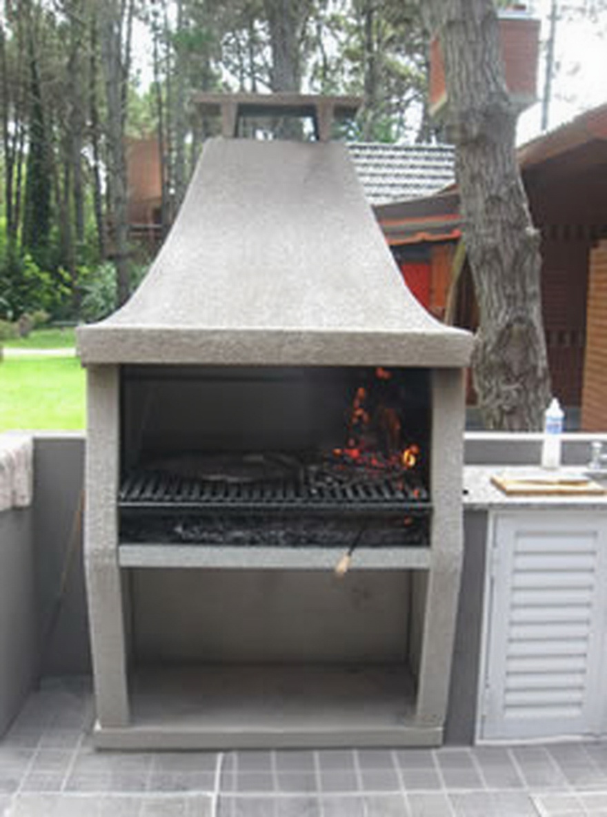 Departamento con pileta y parrilla en Costa del Este miniatura 7