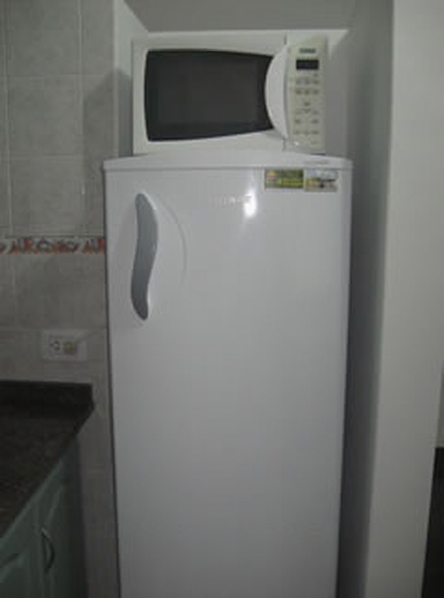 Departamento con pileta y parrilla en Costa del Este miniatura 9