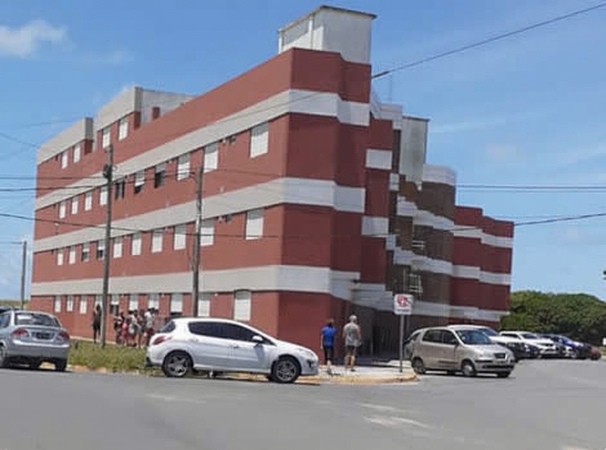 Departamento con WiFi a 50 metros del mar en Mar del Tuyú