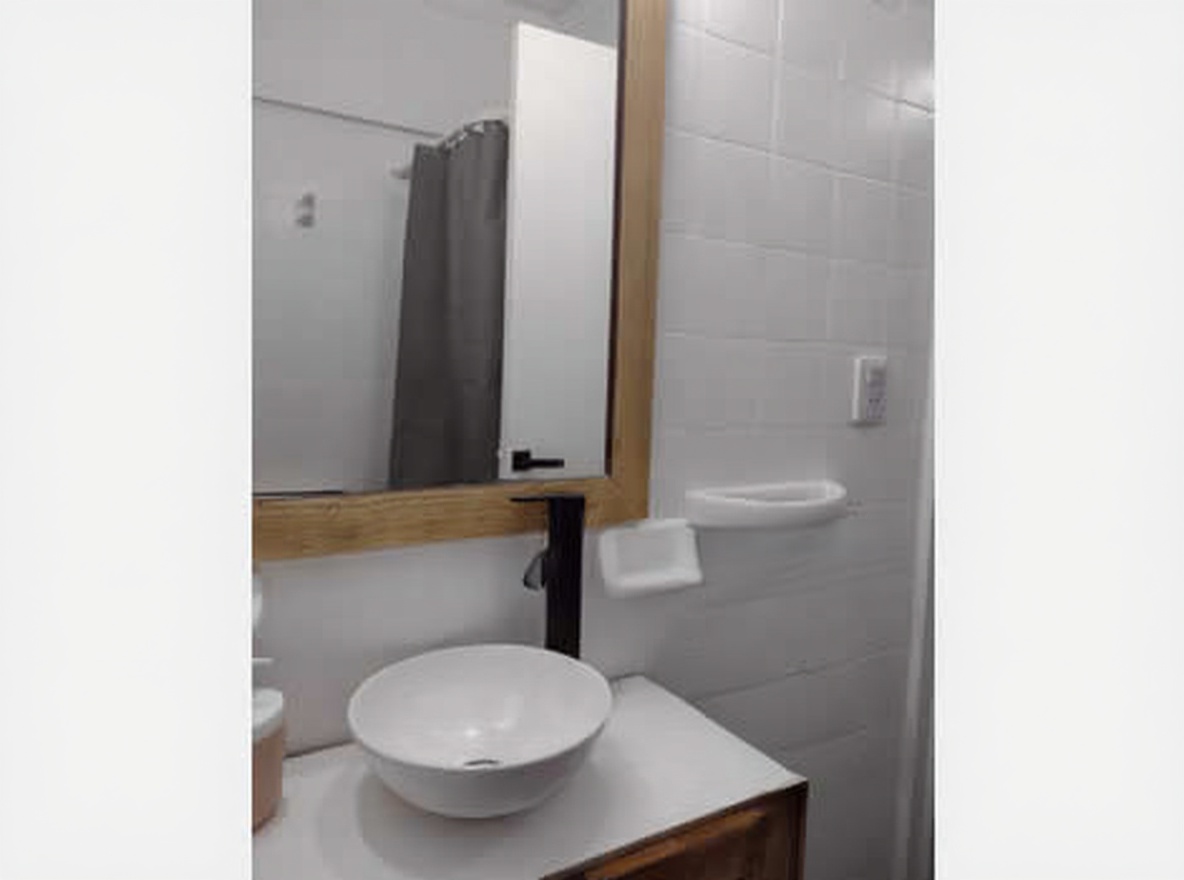 Departamento con WiFi a 50 metros del mar en Mar del Tuyú miniatura 7