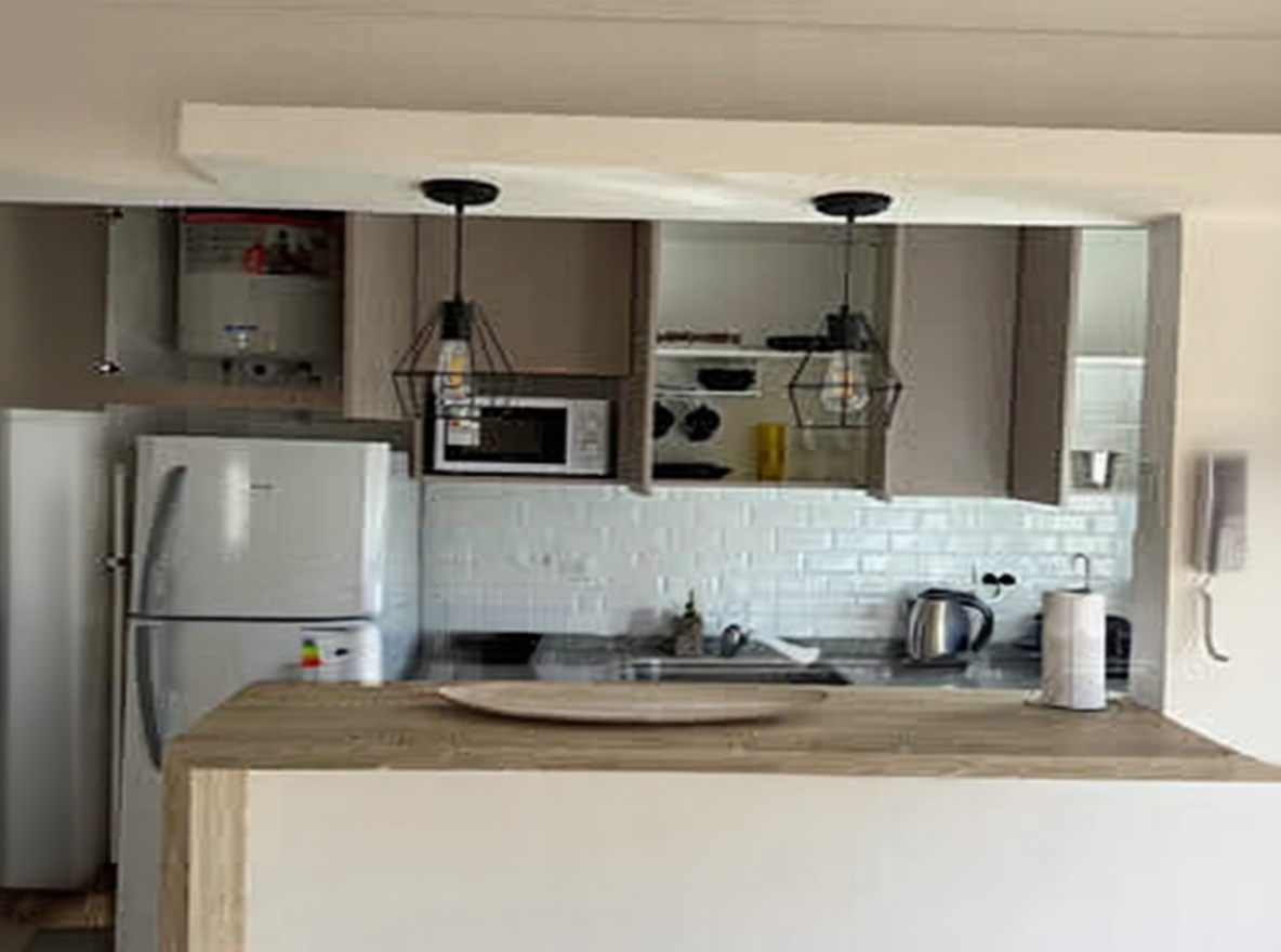 Departamento luminoso de 2 ambientes en Mar del Plata miniatura 5