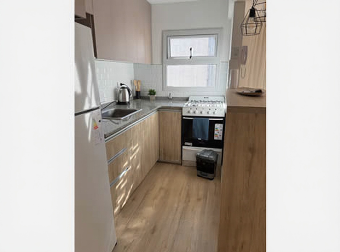 Departamento luminoso de 2 ambientes en Mar del Plata miniatura 6