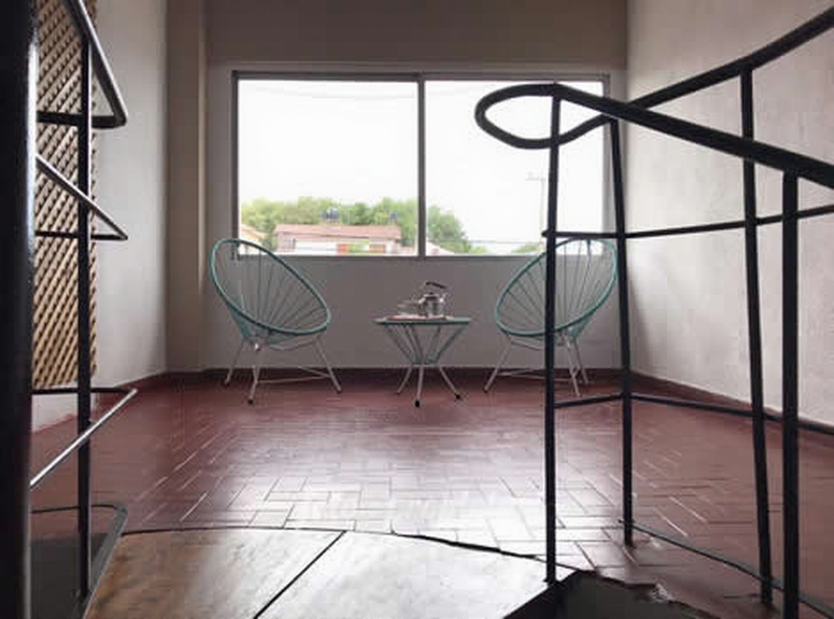 Departamento con WiFi a 300 metros del mar en Mar del Tuyú miniatura 3