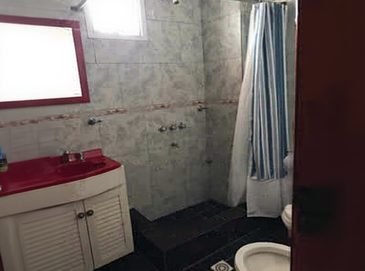 Departamento con WiFi a 300 metros del mar en Mar del Tuyú miniatura 8