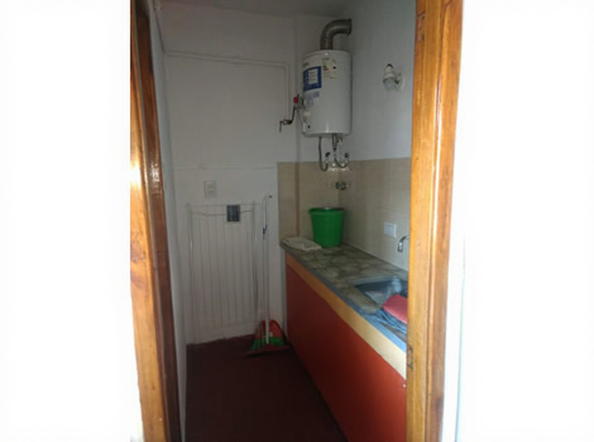 Departamento con WiFi a 300 metros del mar en Mar del Tuyú miniatura 9