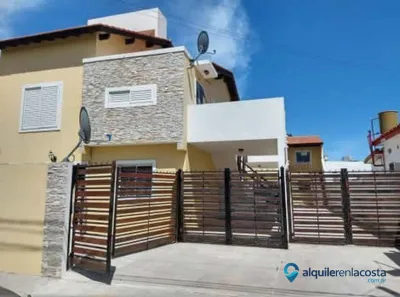 Departamento con patio y parrilla a 100 metros del mar en Mar del Tuyú