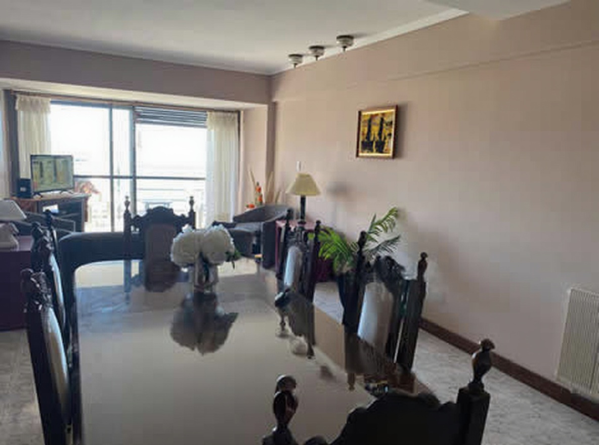 Departamento frente al mar en Mar del Plata con 4 dormitorios