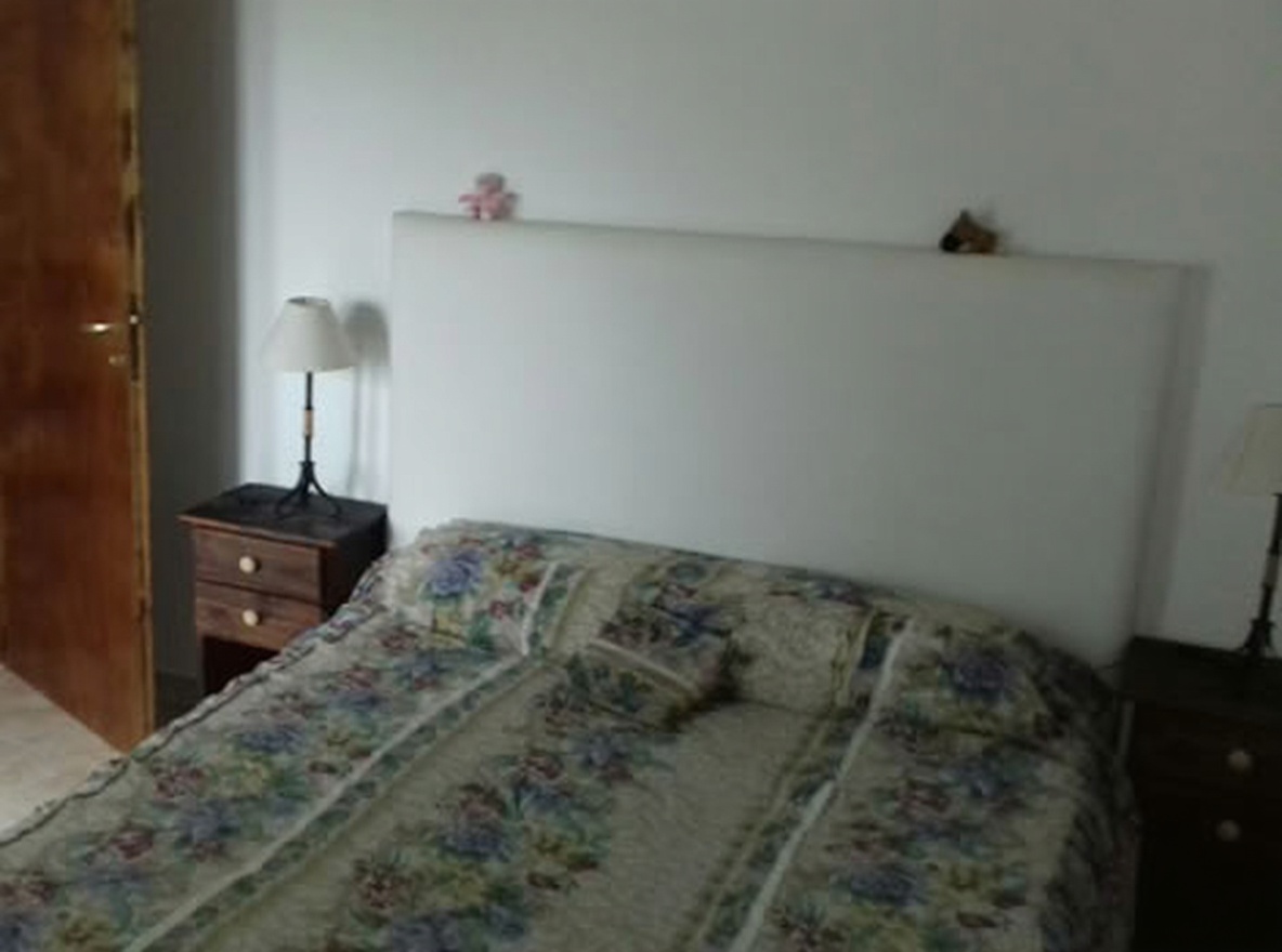 Casa con patio y parrilla frente al mar en Mar del Tuyú miniatura 5