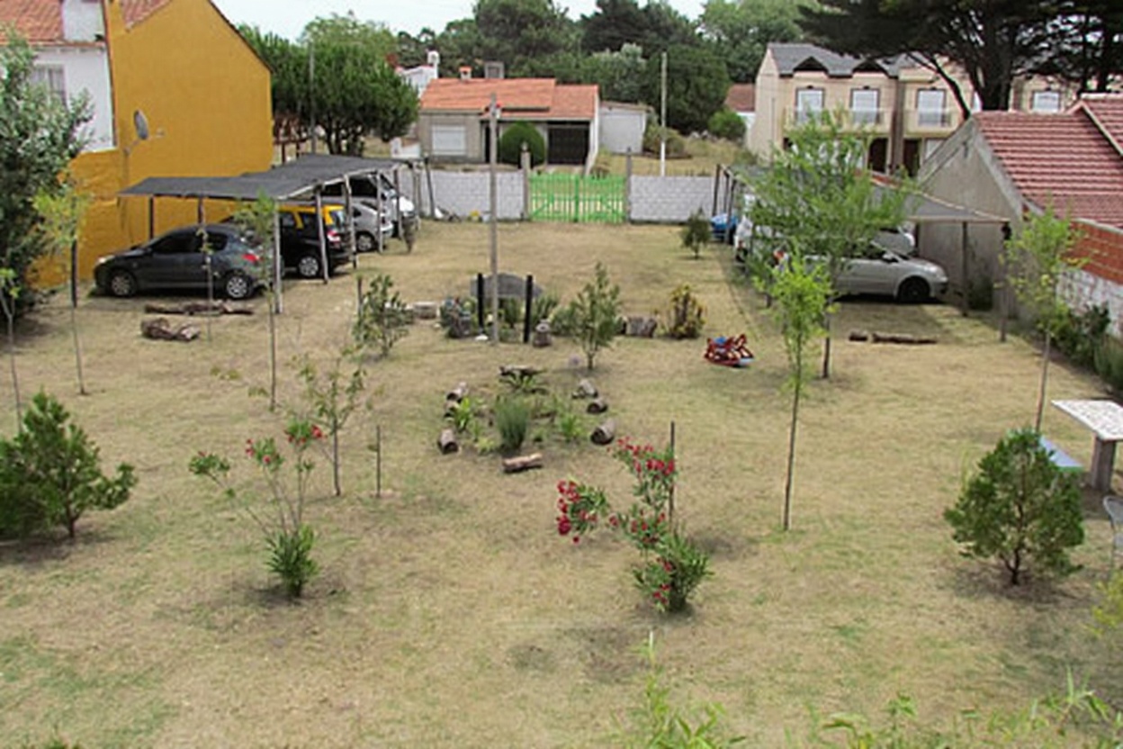 Departamentos a 100 metros del mar en Las Toninas miniatura 2