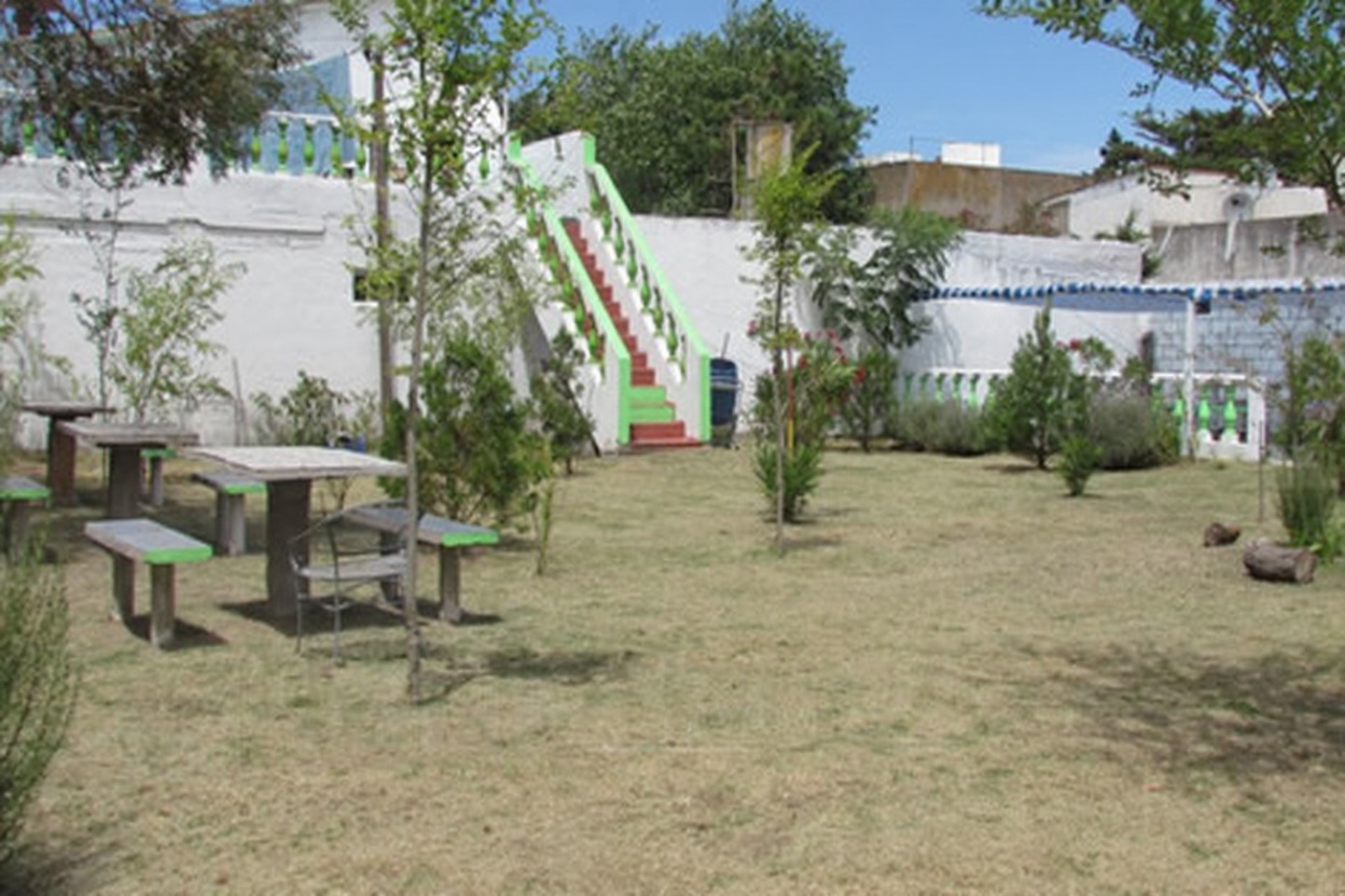 Departamentos a 100 metros del mar en Las Toninas miniatura 5