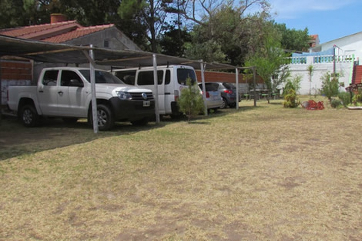 Departamentos a 100 metros del mar en Las Toninas miniatura 6