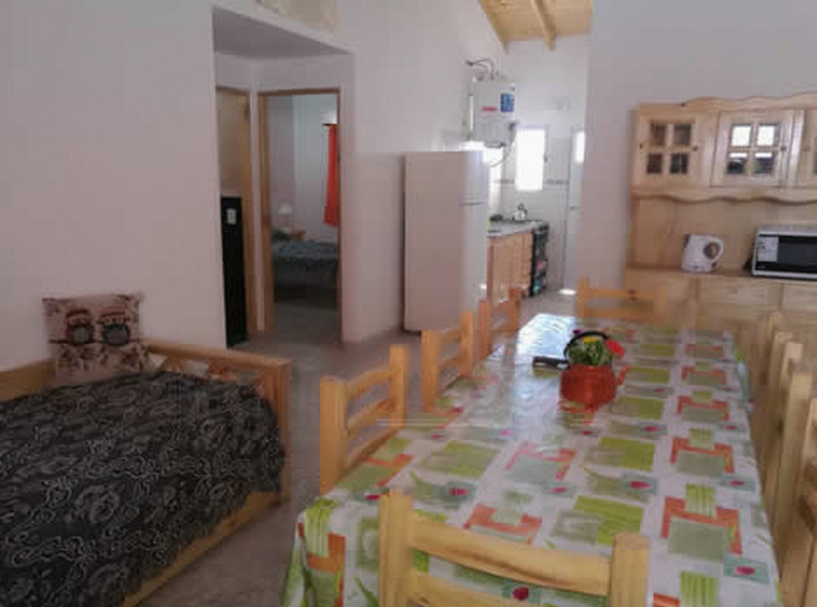 Departamentos con parque y parrilla a 100 metros del mar en Las Toninas miniatura 7