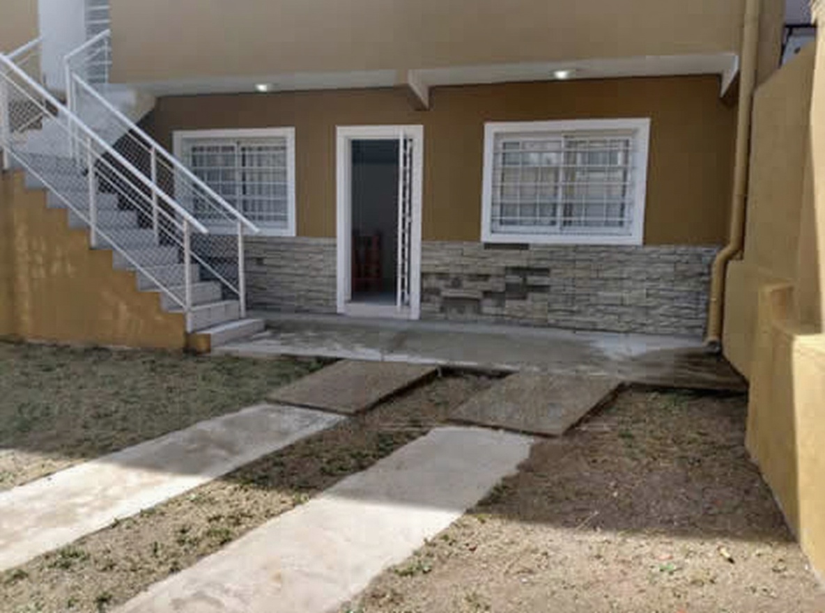 Departamentos con WiFi a 300 metros del mar en Mar del Tuyú miniatura 2