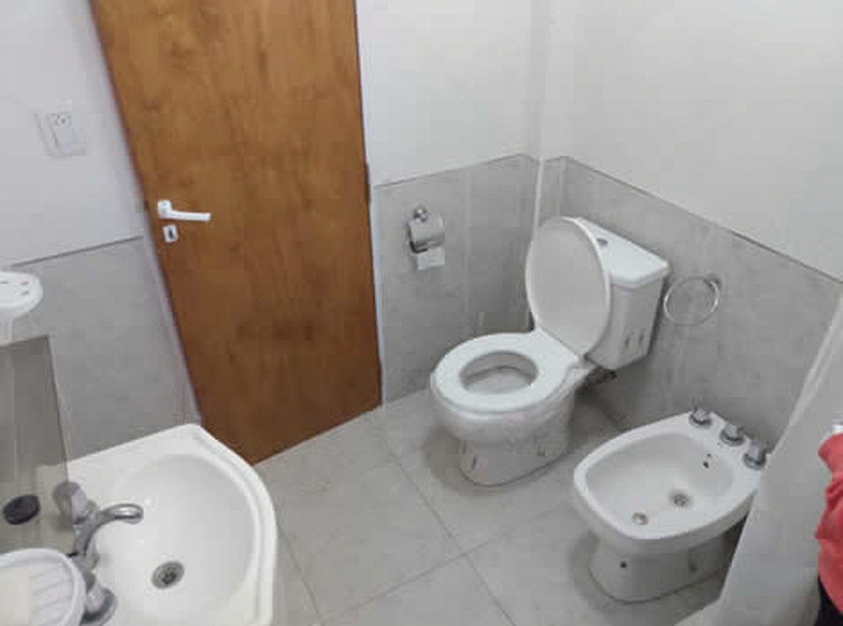 Departamentos con WiFi a 300 metros del mar en Mar del Tuyú miniatura 8