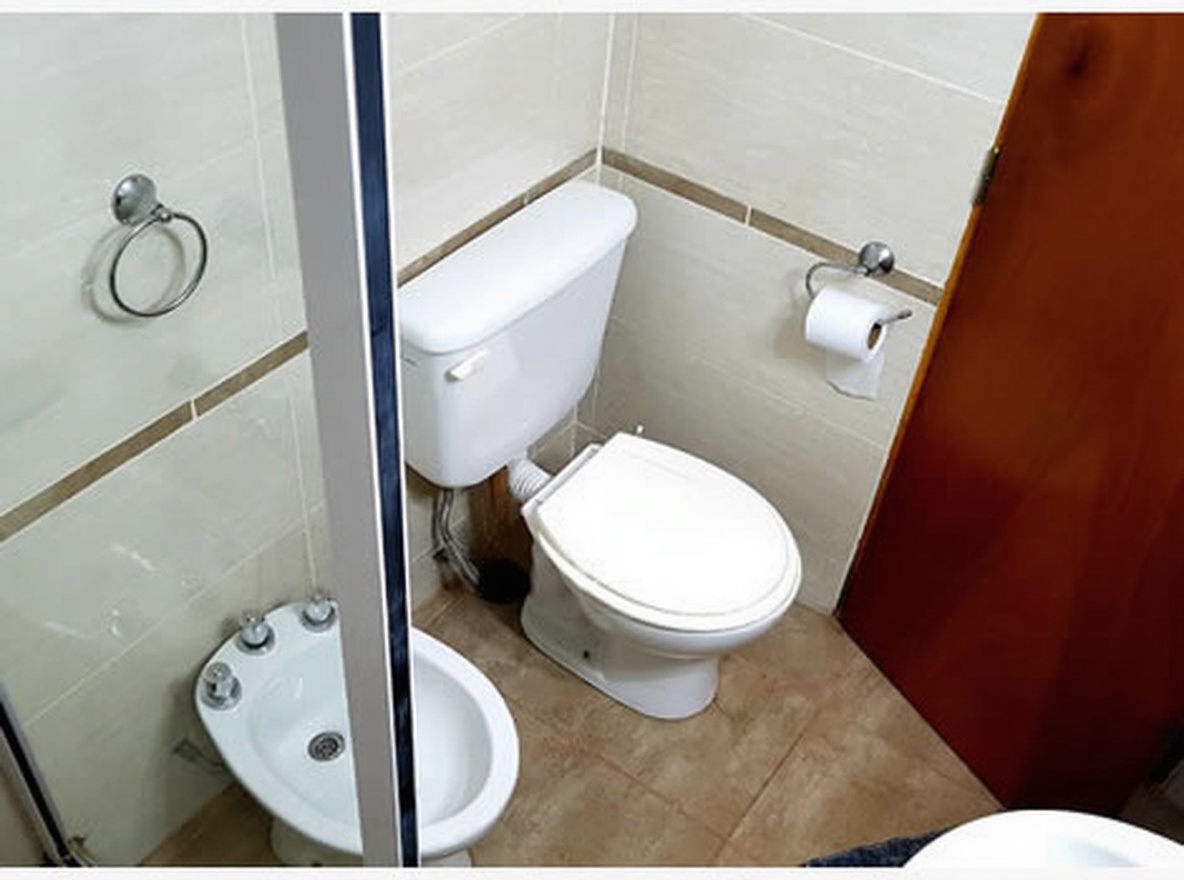 Departamentos con WiFi a 250 metros del mar en Mar del Tuyú miniatura 7