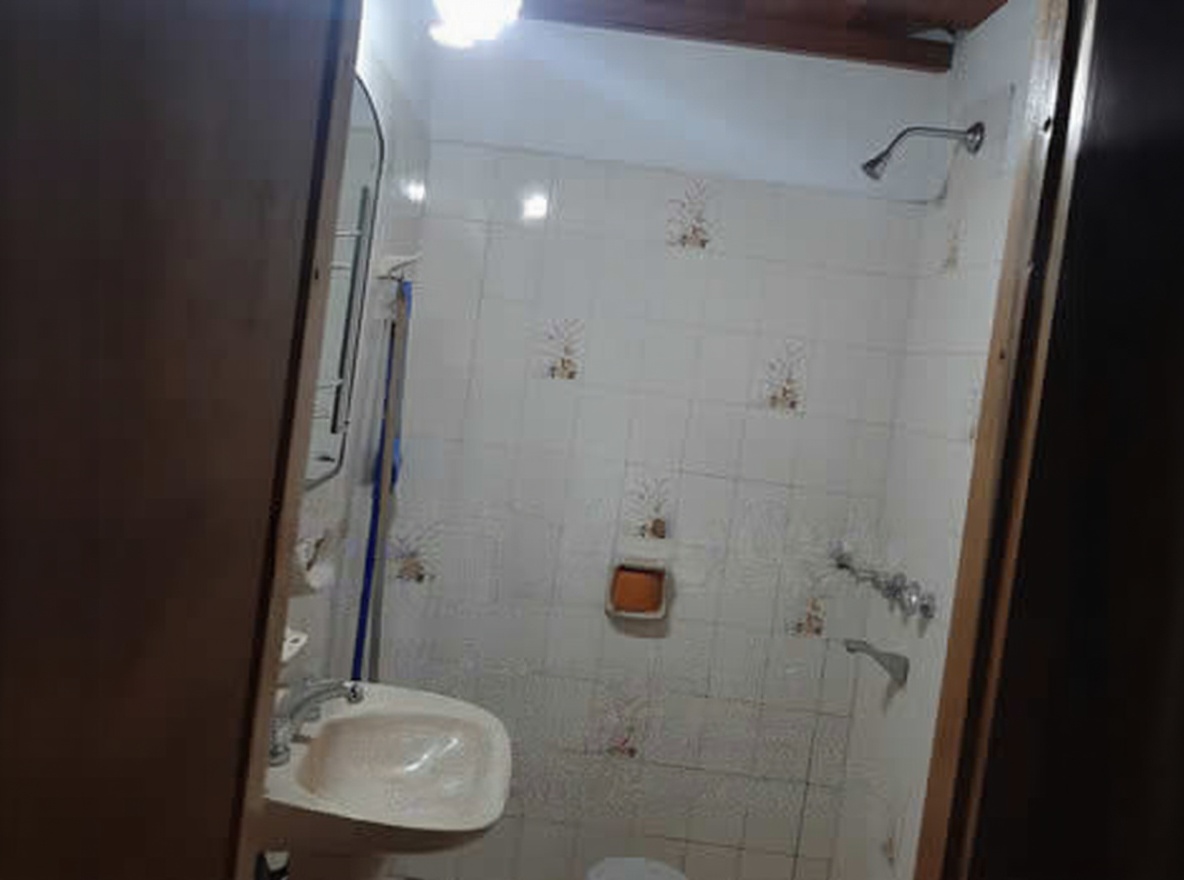 Departamentos a 300 metros del mar en San Clemente del Tuyú miniatura 5