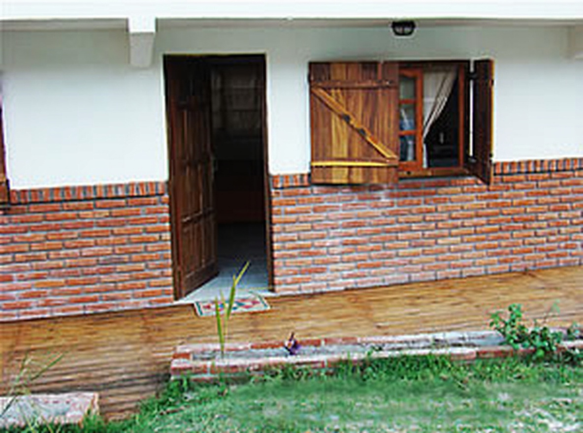 Monoambiente con pileta y parque a 3 cuadras del mar en San Clemente del Tuyú miniatura 2