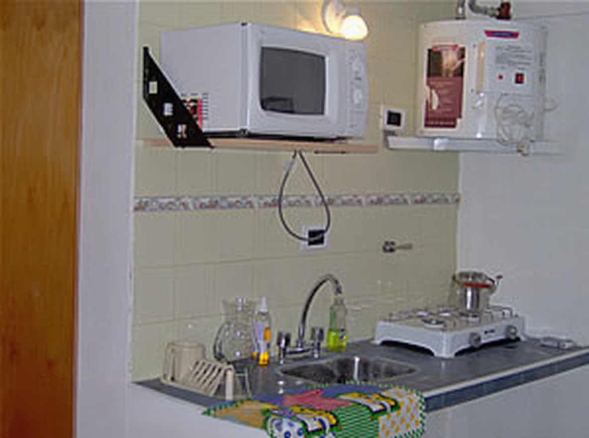 Monoambiente con pileta y parque a 3 cuadras del mar en San Clemente del Tuyú miniatura 3