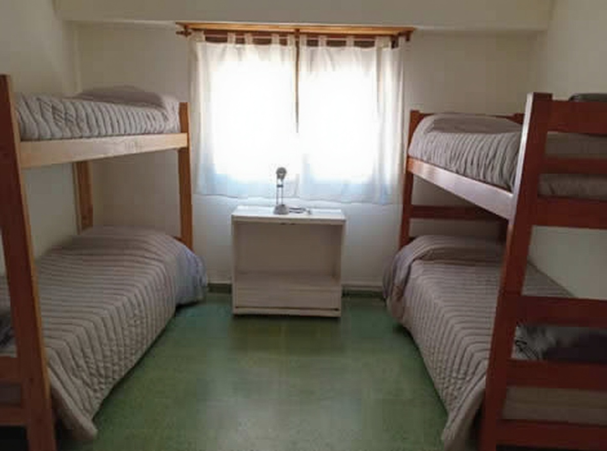 Departamentos con WiFi a 100 metros del mar en Mar del Tuyú miniatura 6