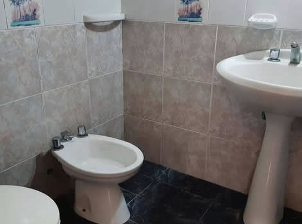 Departamentos con WiFi a 100 metros del mar en Mar del Tuyú miniatura 8