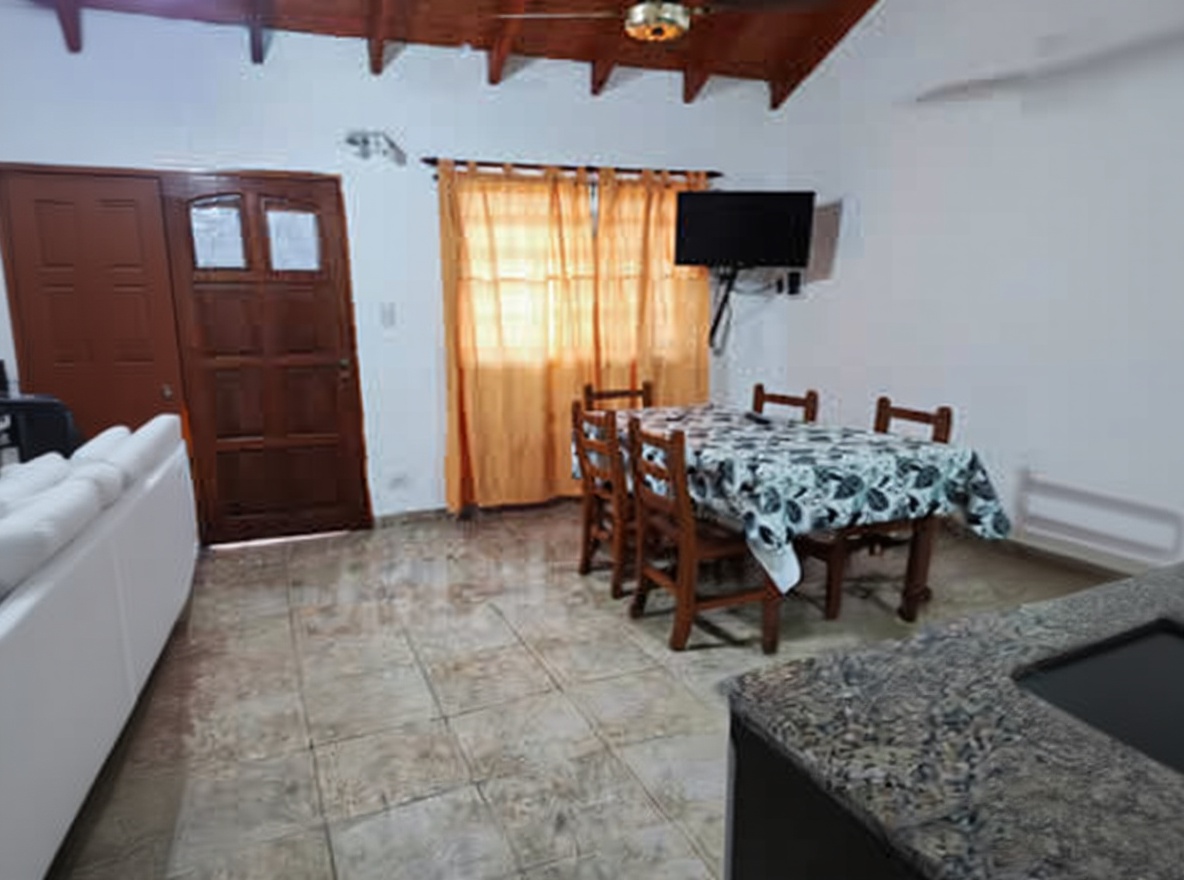 Cabañas con cochera y parrilla a 400 metros del mar en Costa Chica miniatura 4