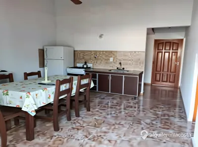 Cabañas con cochera y parrilla a 400 metros del mar en Costa Chica foto 5