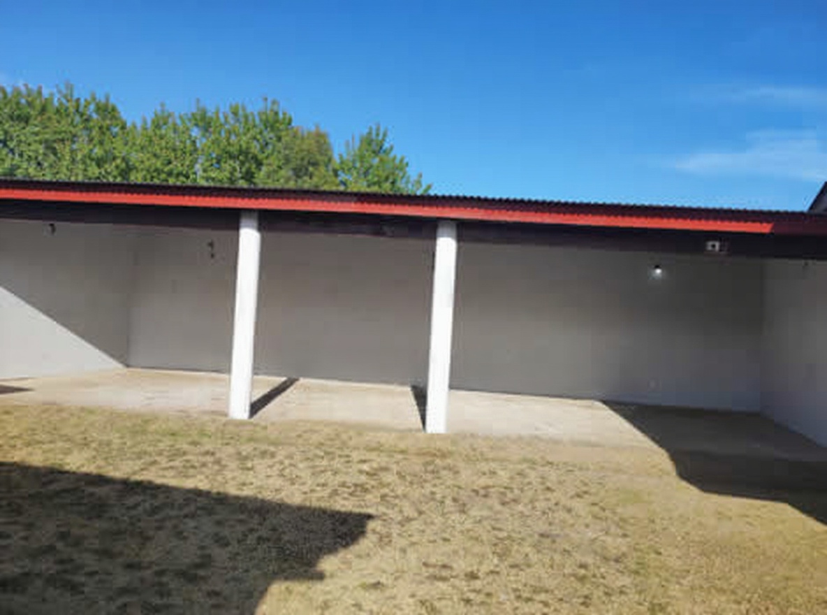 Cabañas con cochera y parrilla a 400 metros del mar en Costa Chica miniatura 9