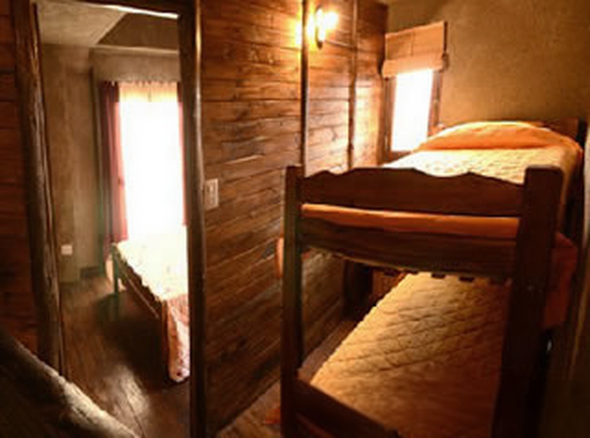 Cabañas con pileta y parrilla a 100 metros del mar en Costa Chica miniatura 7