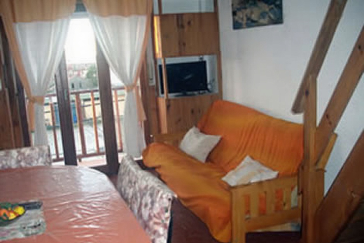 Dúplex con cochera en Las Toninas miniatura 2