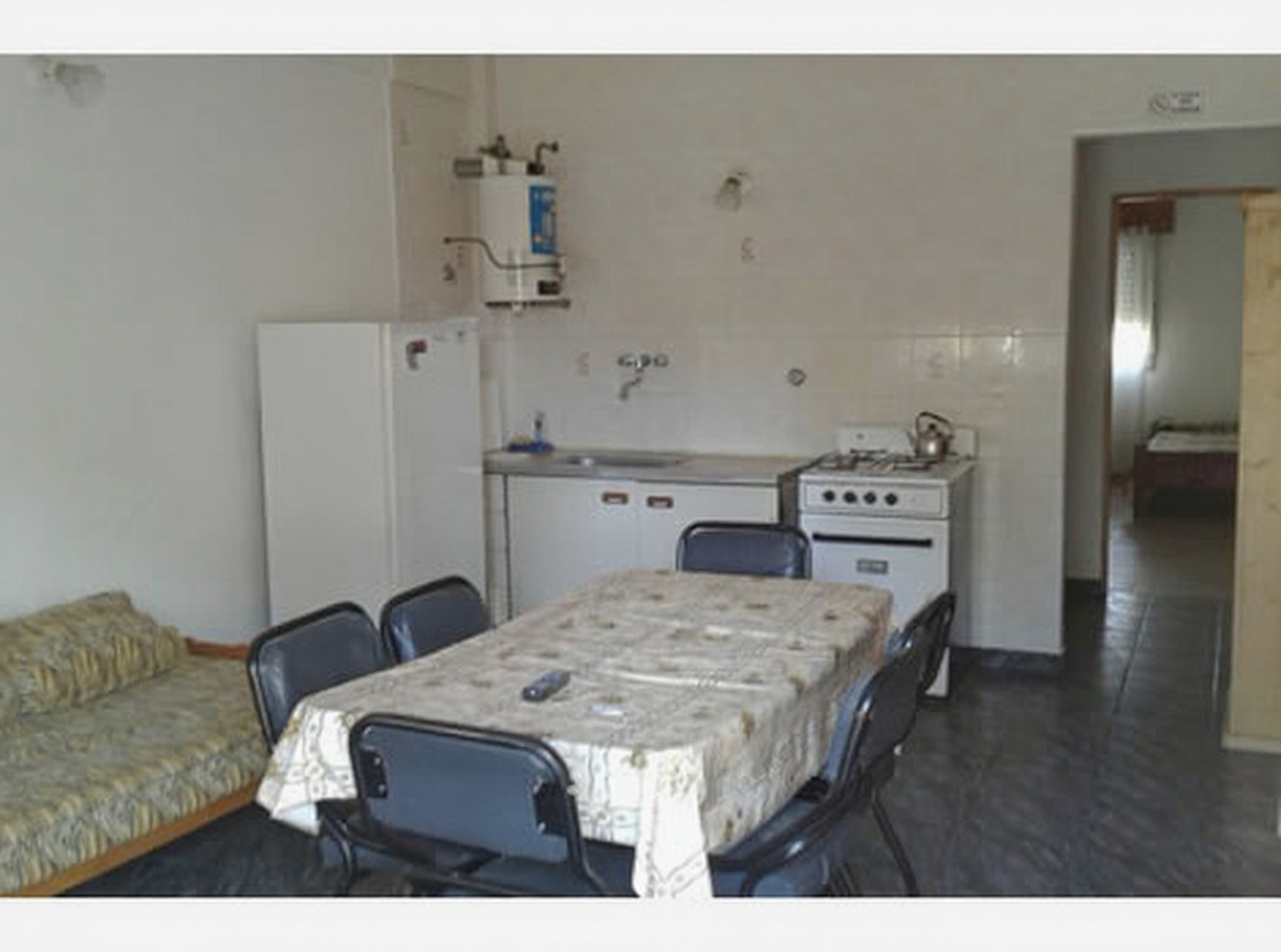 Dúplex con parque y parrilla en San Clemente del Tuyú miniatura 5