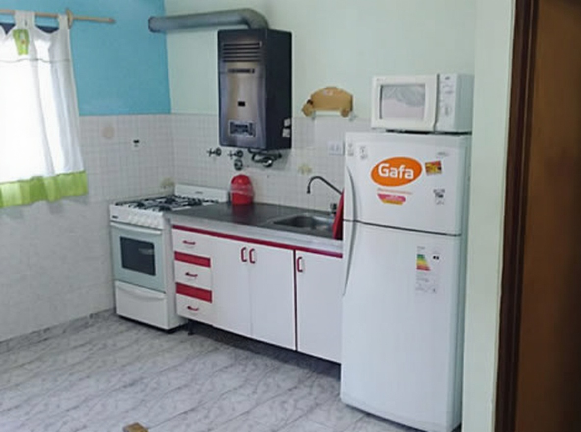 Dúplex de 3 dormitorios a 300 metros del mar en Mar del Tuyú miniatura 2