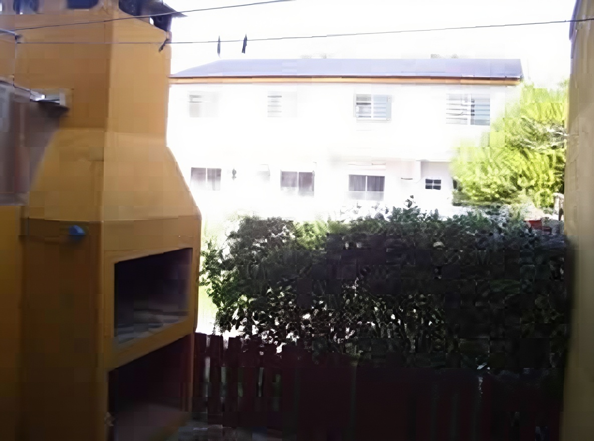 Dúplex con patio y parrilla a 400 metros del mar en Mar del Tuyú miniatura 10