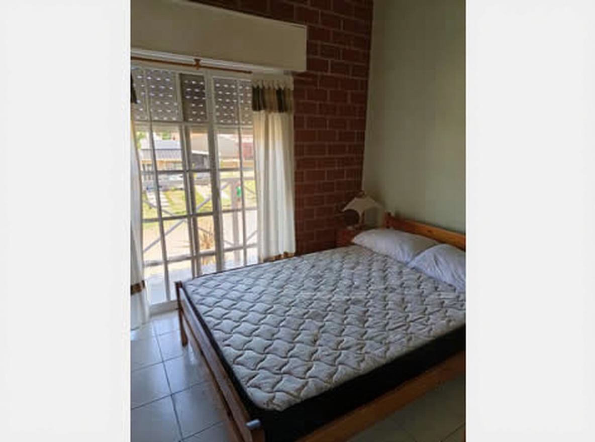 Dúplex para 6 personas a 100 metros del mar en Mar del Tuyú miniatura 9