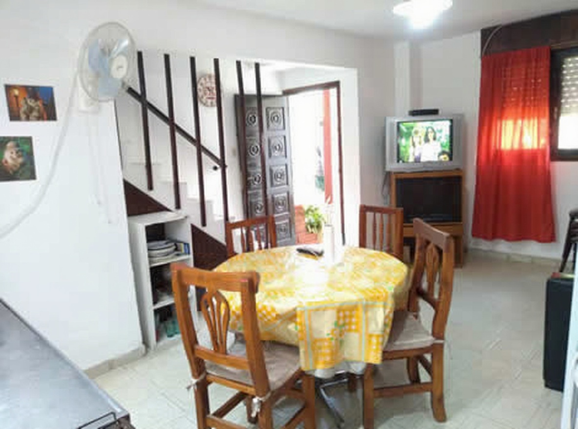 Dúplex con parrilla en San Clemente del Tuyú miniatura 2