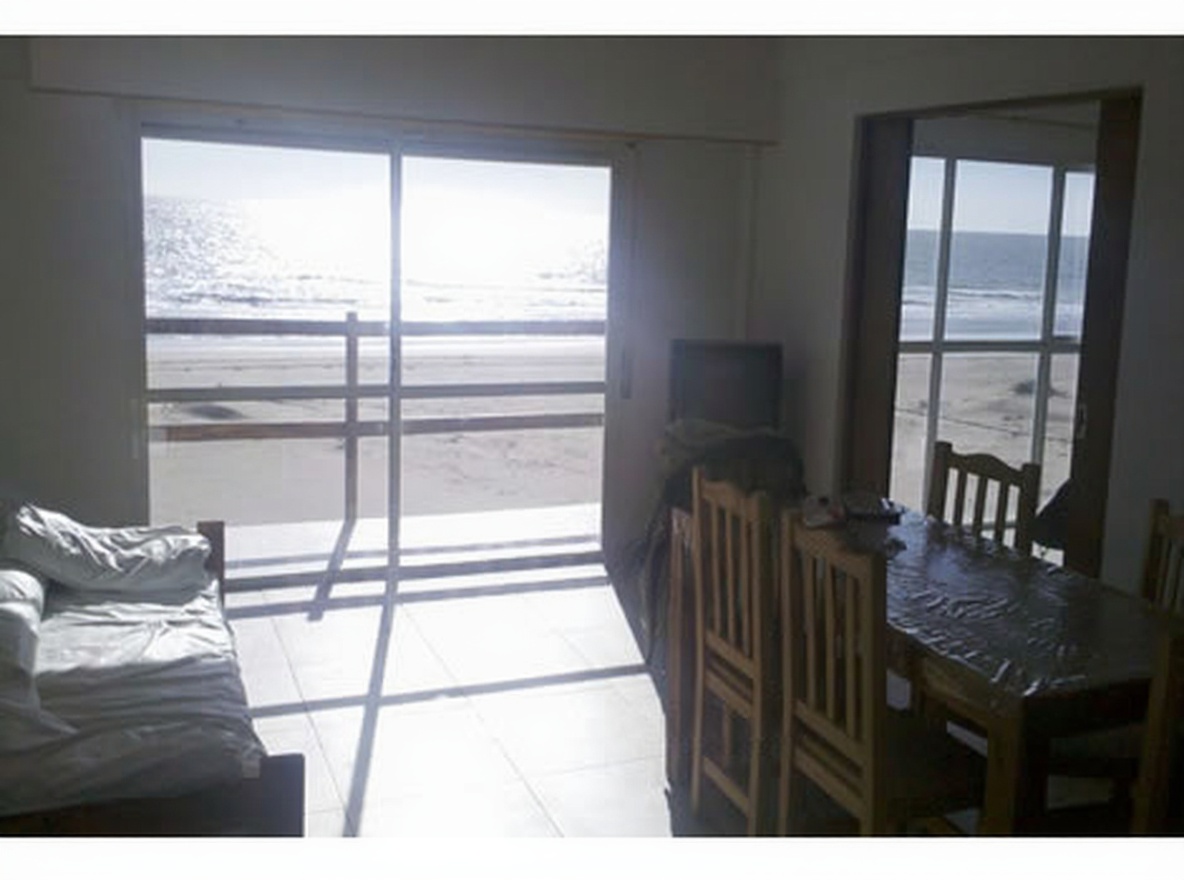 Dúplex sobre la playa en San Clemente del Tuyú miniatura 8