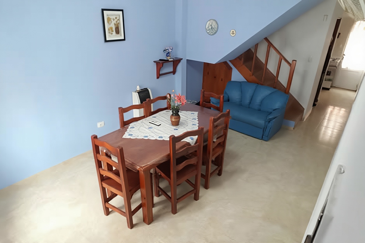 Dúplex con patio y parrilla a 80 metros del mar en Las Toninas miniatura 5