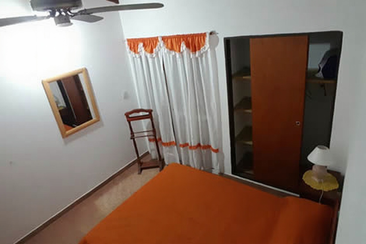 Dúplex con patio y parrilla a 80 metros del mar en Las Toninas miniatura 9