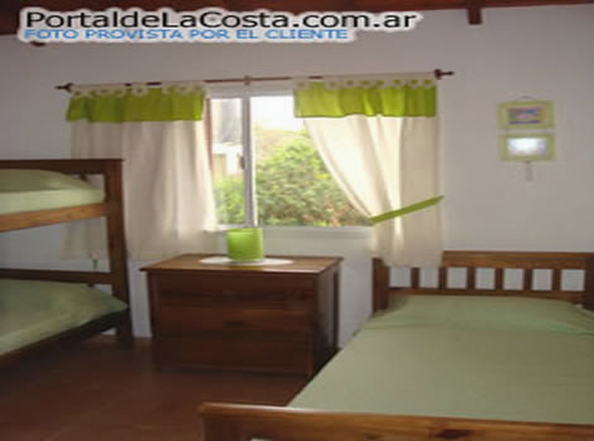 Dúplex con patio y parrilla frente al mar en Las Toninas miniatura 5