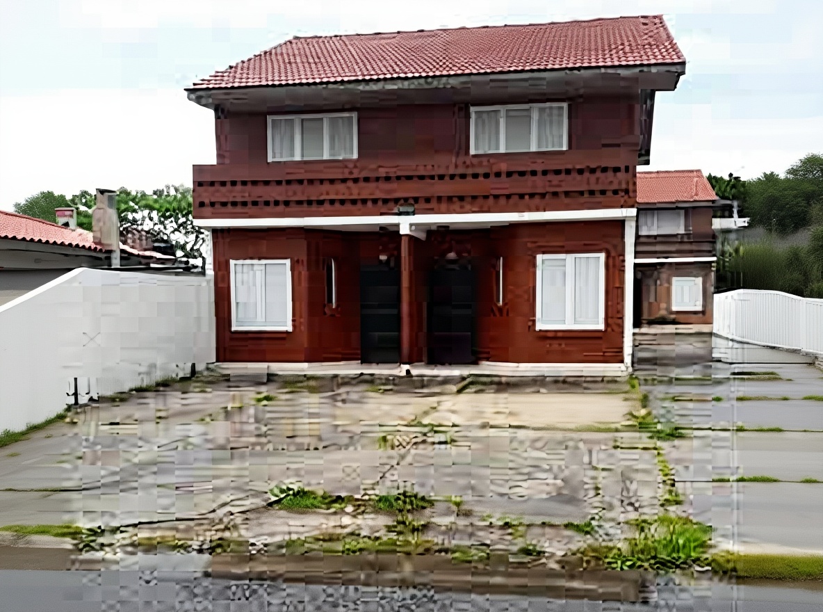 Tríplex con patio y parrilla a 100 metros del mar en Las Toninas miniatura 2