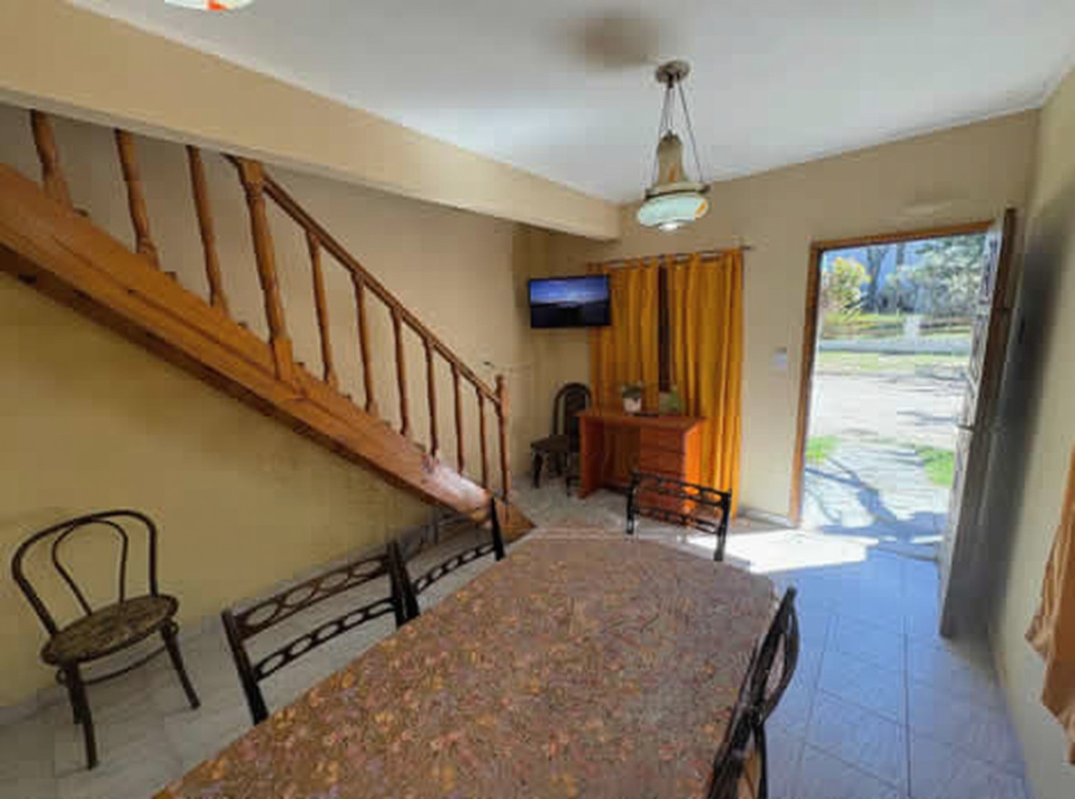 Dúplex de 2 dormitorios y 2 baños en Las Toninas miniatura 2