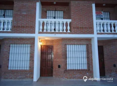 Dúplex con patio y parrilla en Las Toninas