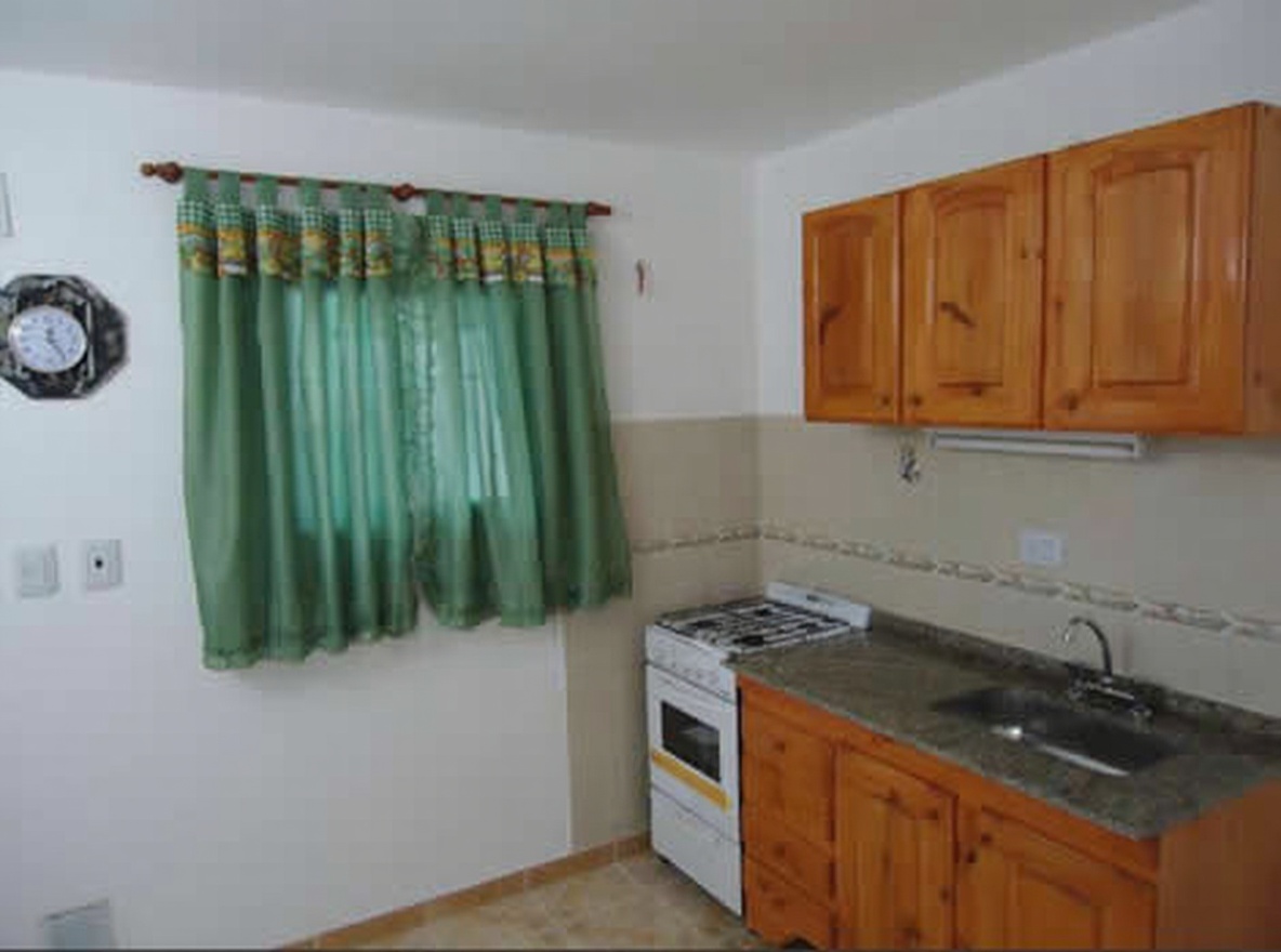 Dúplex con patio y parrilla en Las Toninas miniatura 4