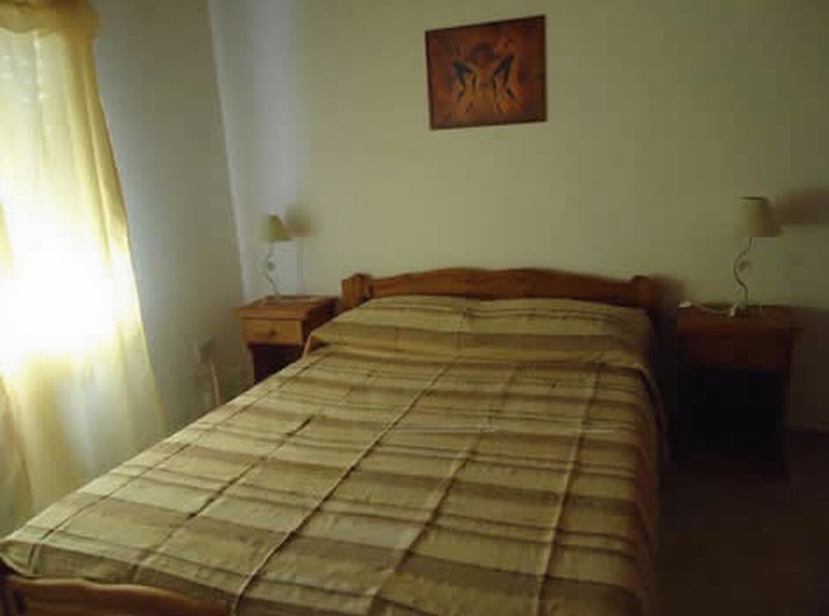 Dúplex con patio y parrilla en Las Toninas miniatura 5