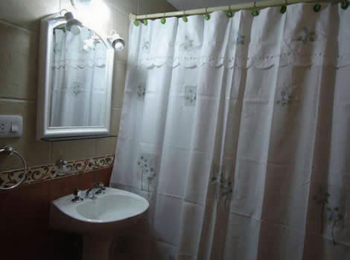 Dúplex con patio y parrilla en Las Toninas miniatura 7