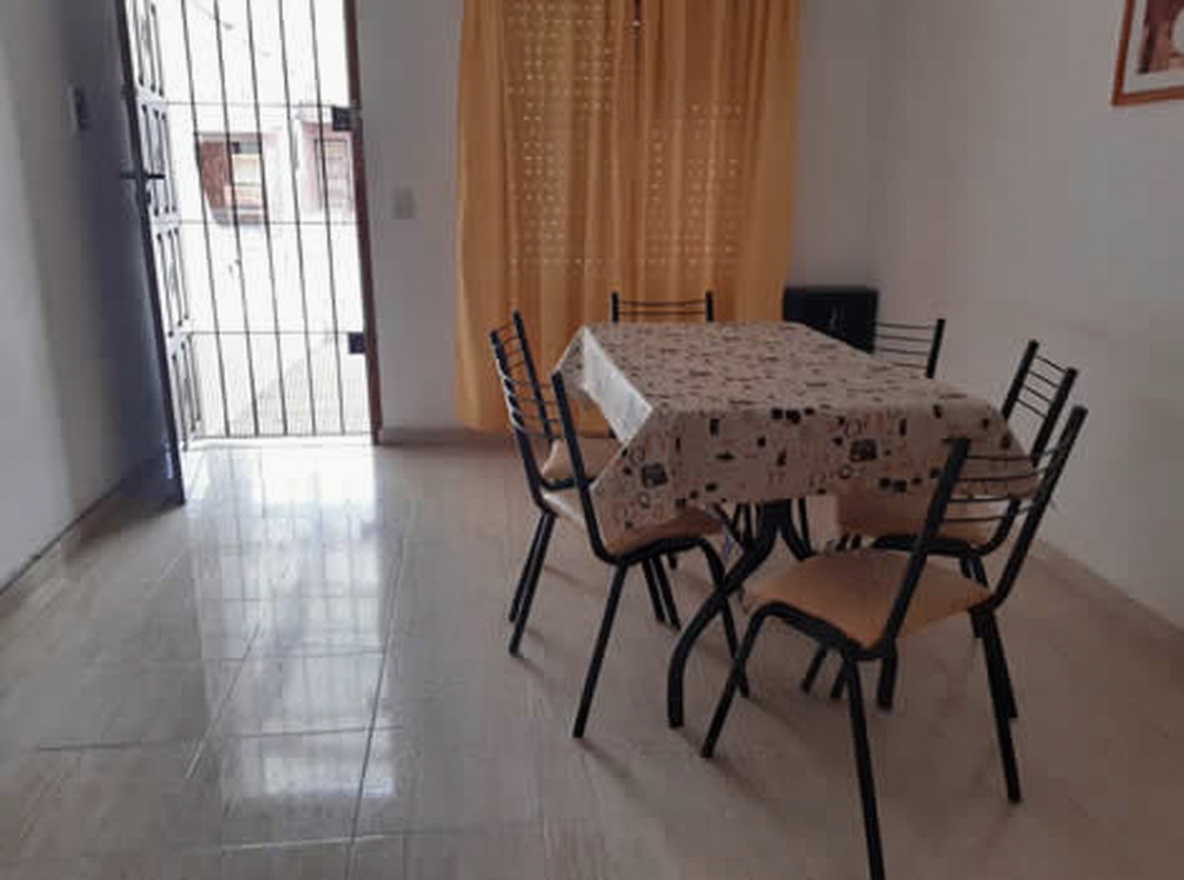 Dúplex con patio y parrilla en Las Toninas miniatura 12